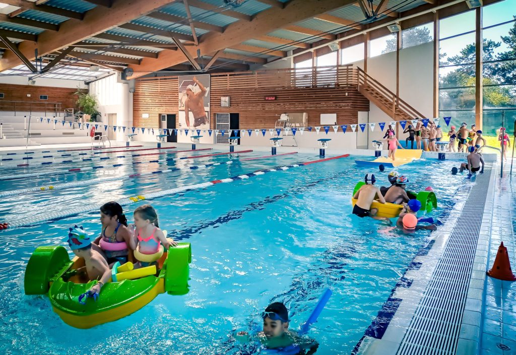 🏊‍♀ – Vous l’aurez compris, chaque séance de natation se termine par 20 minutes de #jeux dans l’eau !